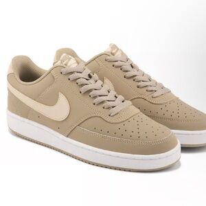 Nike Men's Beige Sneakers